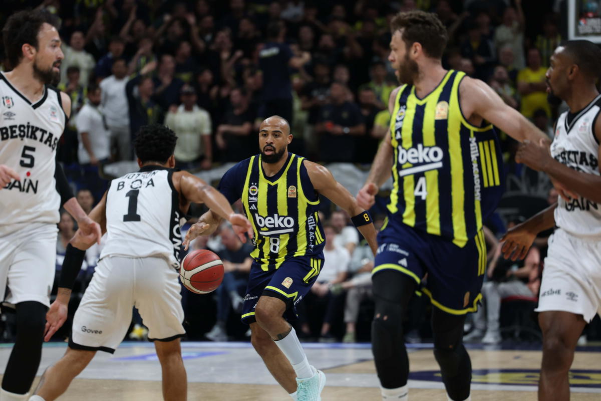 Final serisinde üçüncü maç yarın oynanacak: Beşiktaş, Fenerbahçe’yi sahasında ağırlayacak