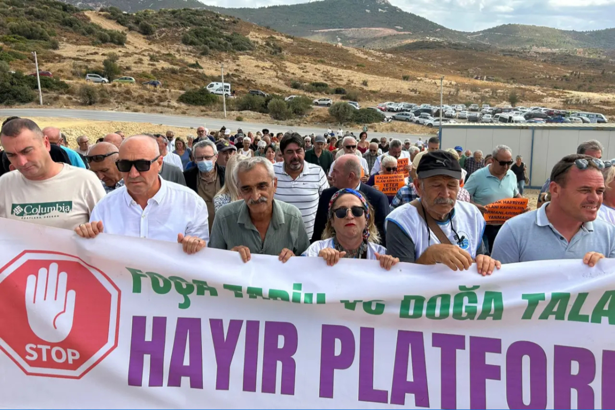 Foça’da orman yangınlarına karşı kampanya başladı: 'Yangınlar kader değil'