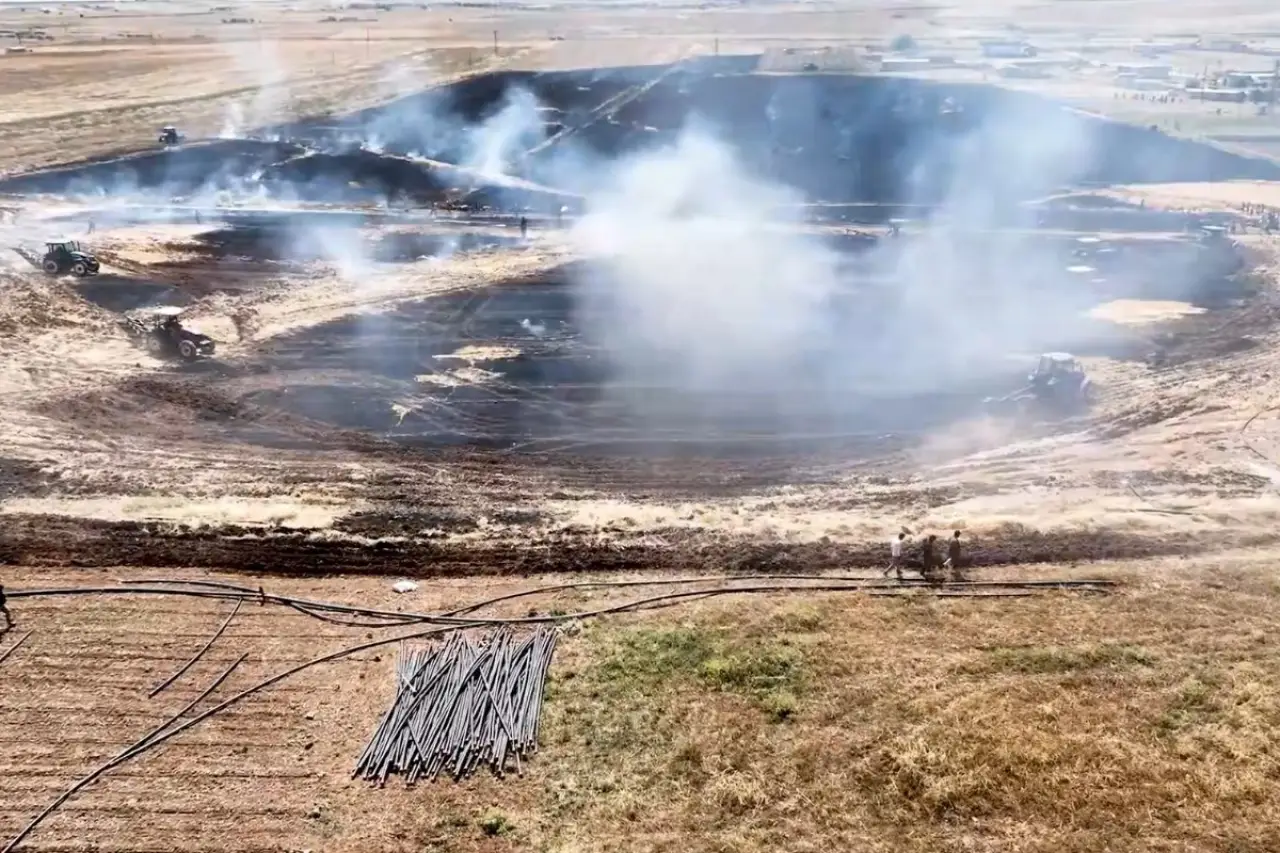 Urfa'da 3 ilçede anız yangınları çıktı