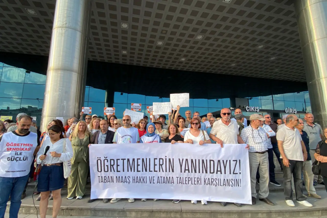 Batıkent'li vatandaşlardan öğretmenlere destek