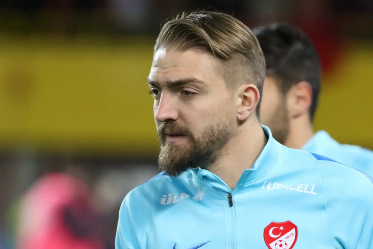 A Milli futbolcu Caner Erkin 37 yaşında emekliliğini açıkladı