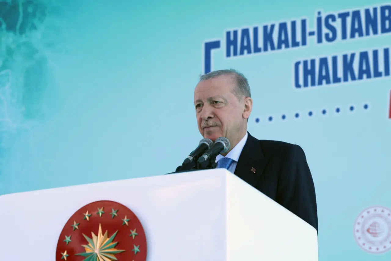 Erdoğan'dan CHP'ye 'mutlak butlan' göndermesi: 'Önce şaibesiz kurultay yapmayı öğrenin'