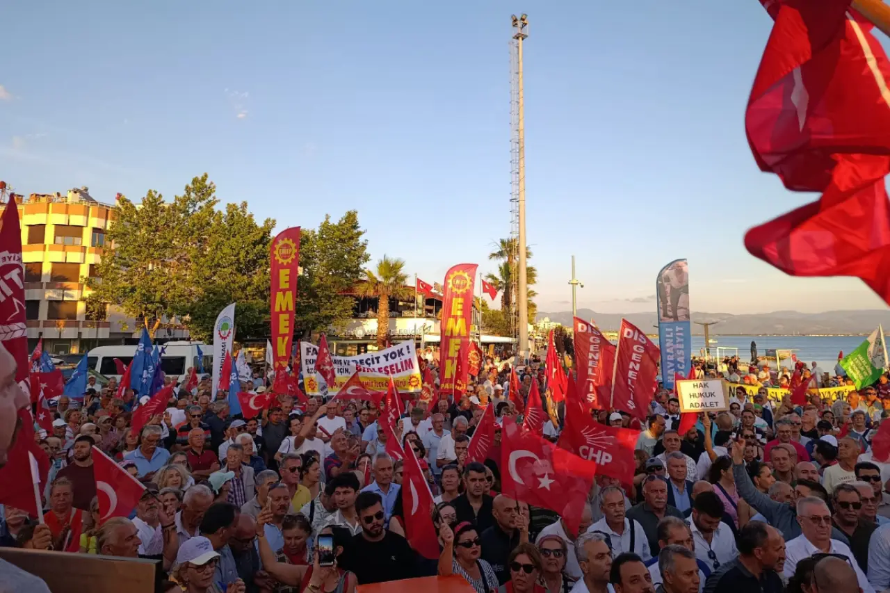 Mutlak butlana karşı demokrasi yürüyüşü: Birleşelim, saray rejimini gönderelim