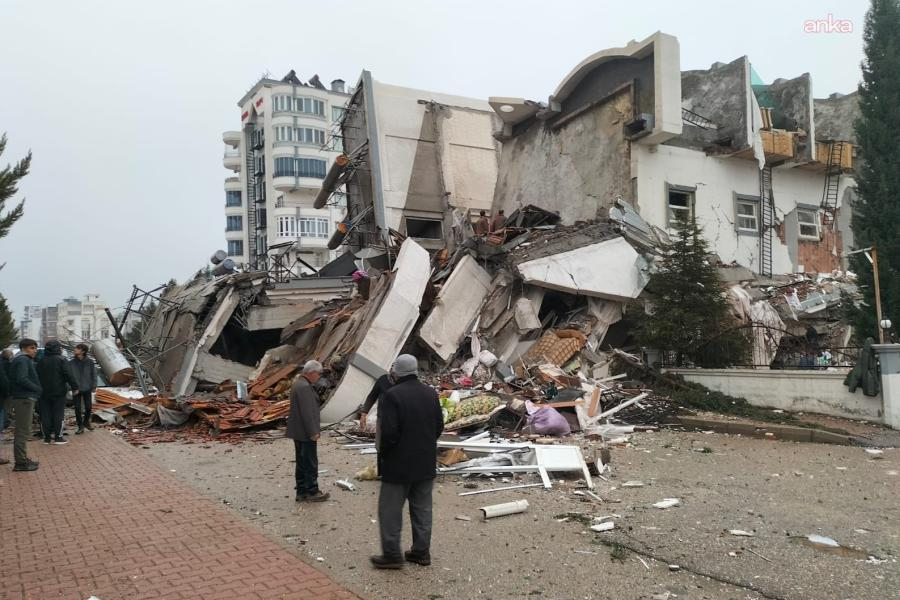 Sueda Kent Sitesi davası: Aileler 'Depremin büyüklüğü' savunmasına tepki gösterdi