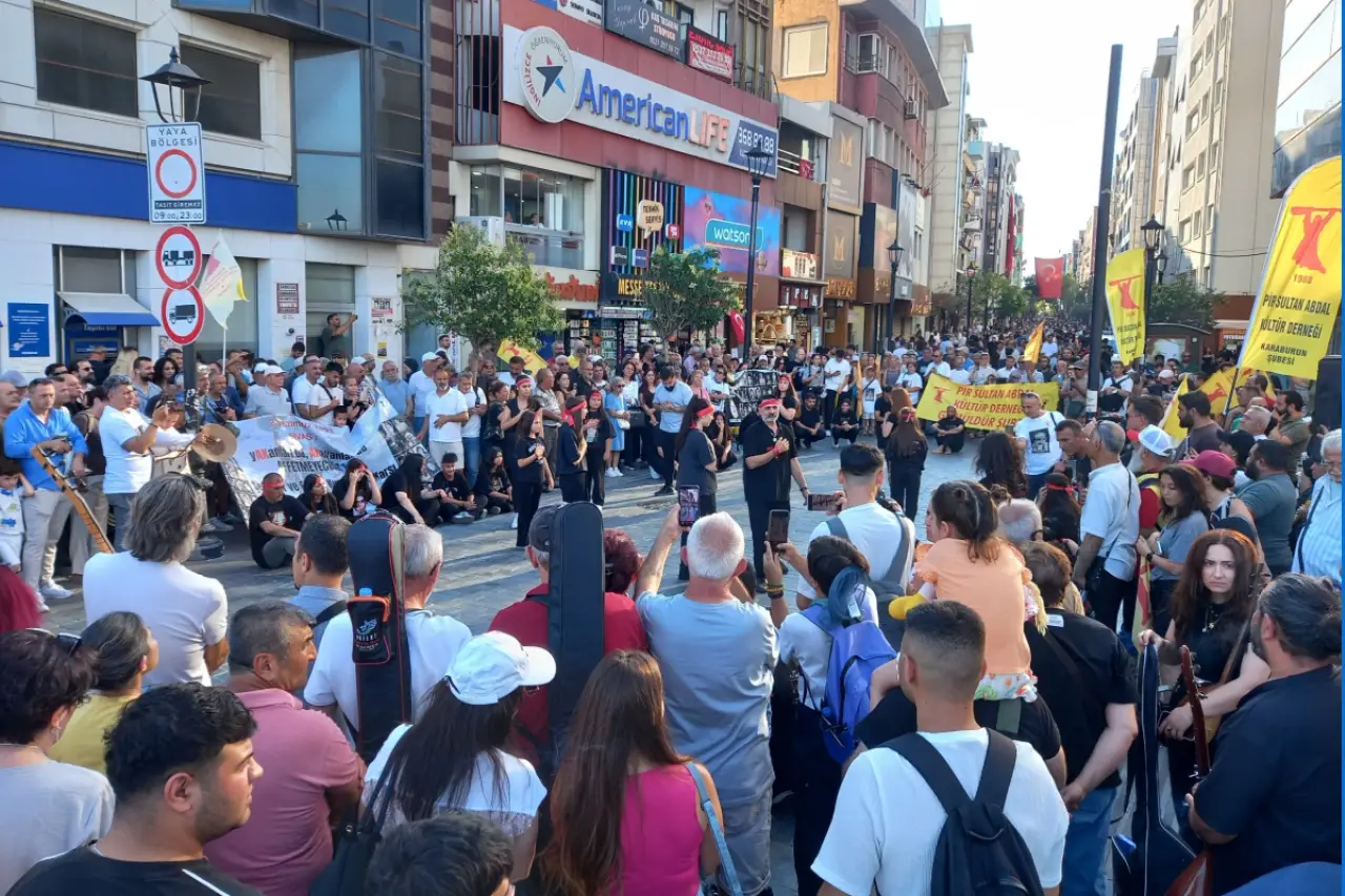 Pir Sultan Abdal Kültür Derneği İzmir Şubesi: 33 yıldır adaletin peşindeyiz