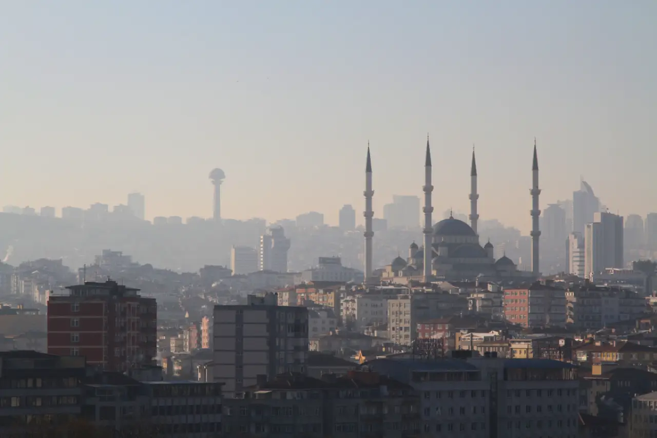 İstanbul'da havası en kirli ilçeler belli oldu: Sultangazi ilk sırada