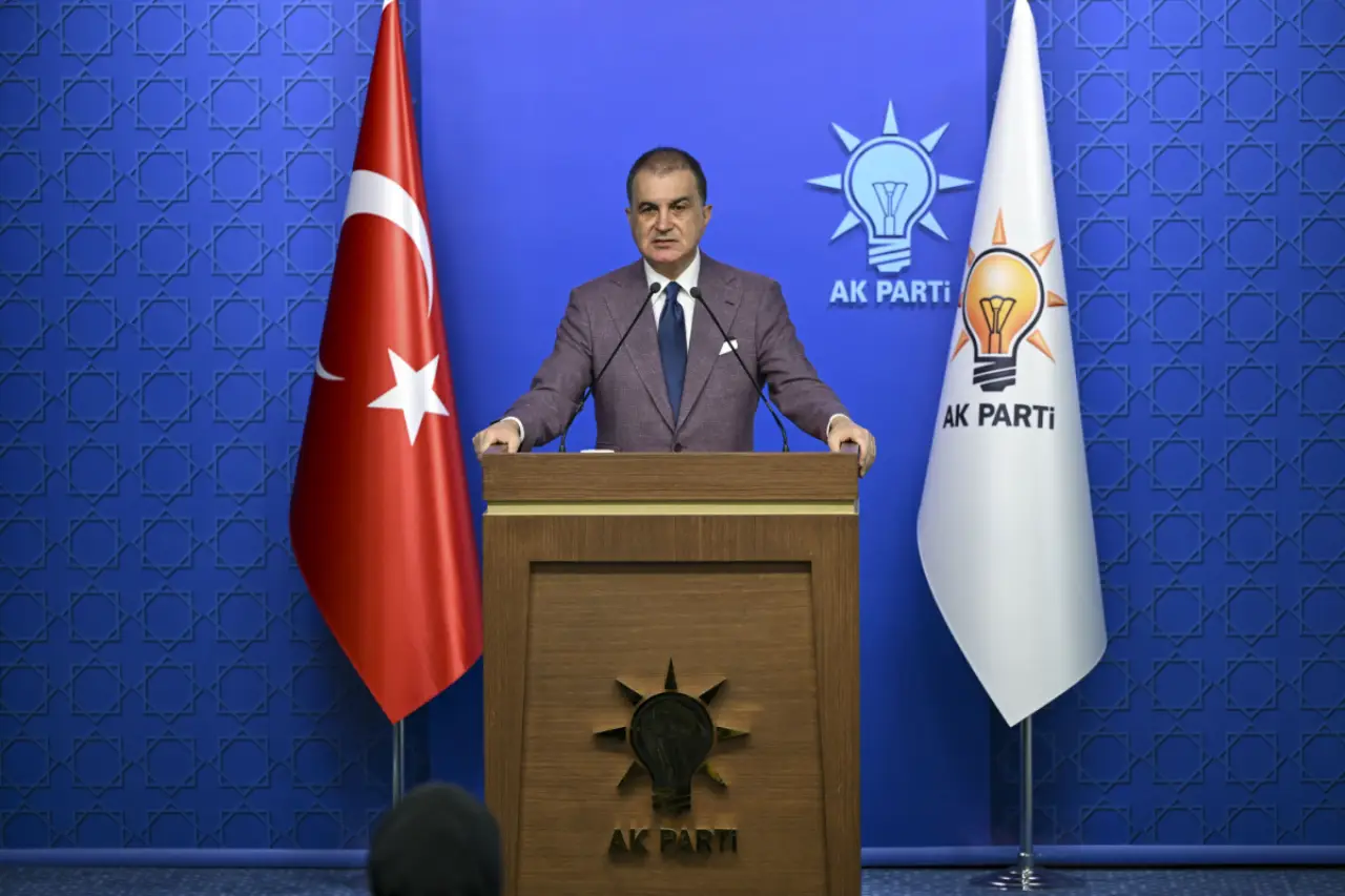 AKP Sözcüsü Ömer Çelik: Partimizin Cumhurbaşkanı adayı Erdoğan'dır