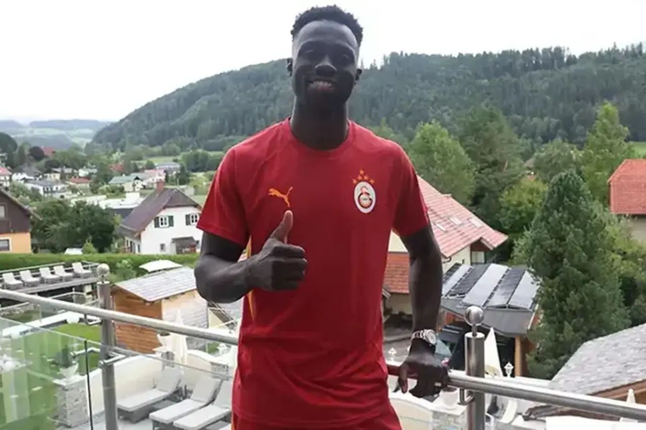 Davinson Sanchez için sürpriz transfer iddiası: Galatasaray'ın bonservis beklentisi ortaya çıktı