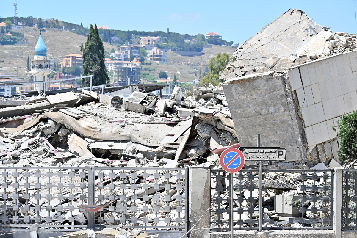 İsrail'den ateşkese rağmen Lübnan'a saldırı: Nebatiye'de 2 kişi yaşamını yitirdi