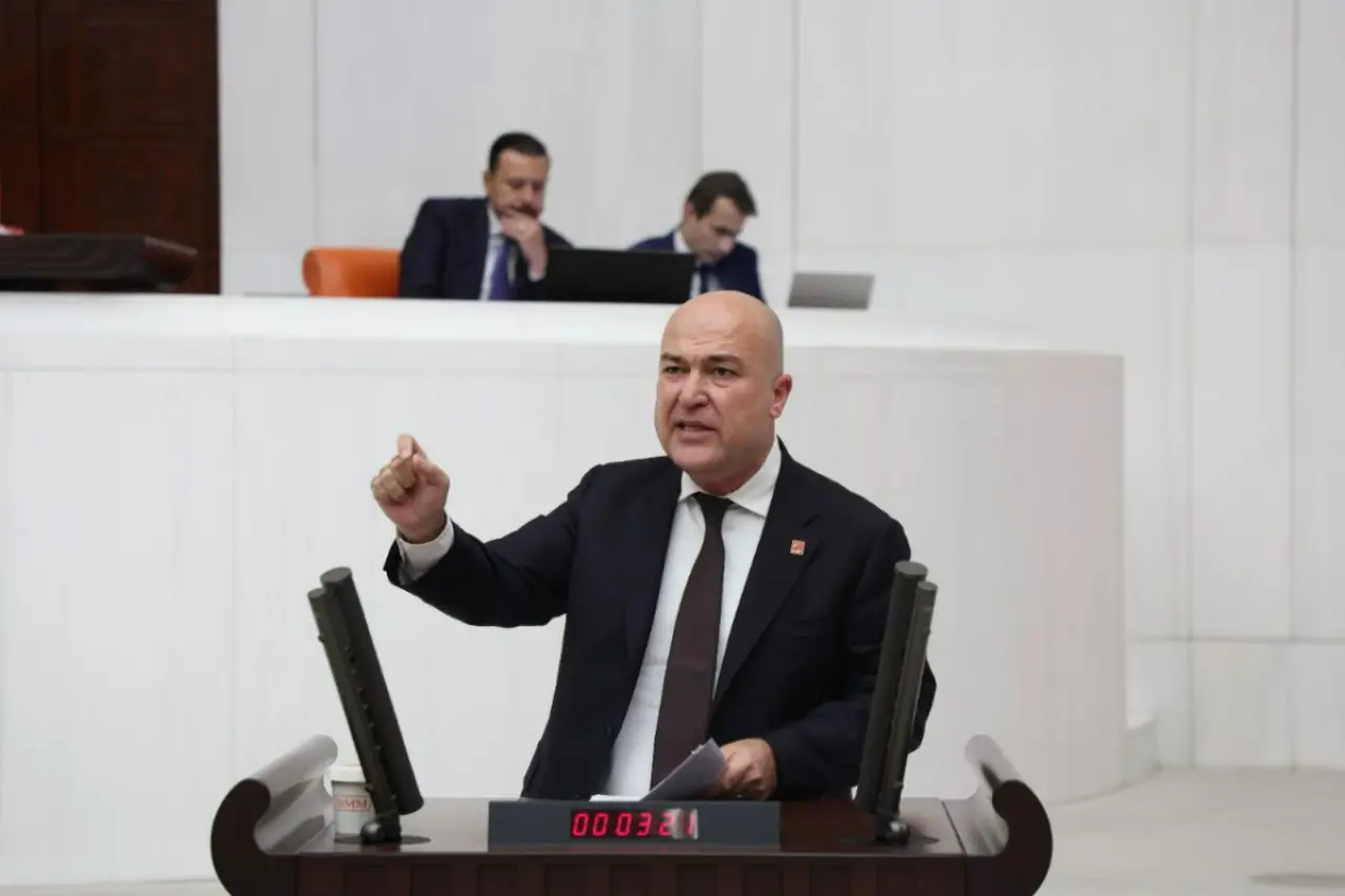 CHP'li Murat Bakan 'Cumhur İttifakı Ocakları'nı Meclis gündemine taşıdı: 'Dernekler masasına kayıtlı mı?'