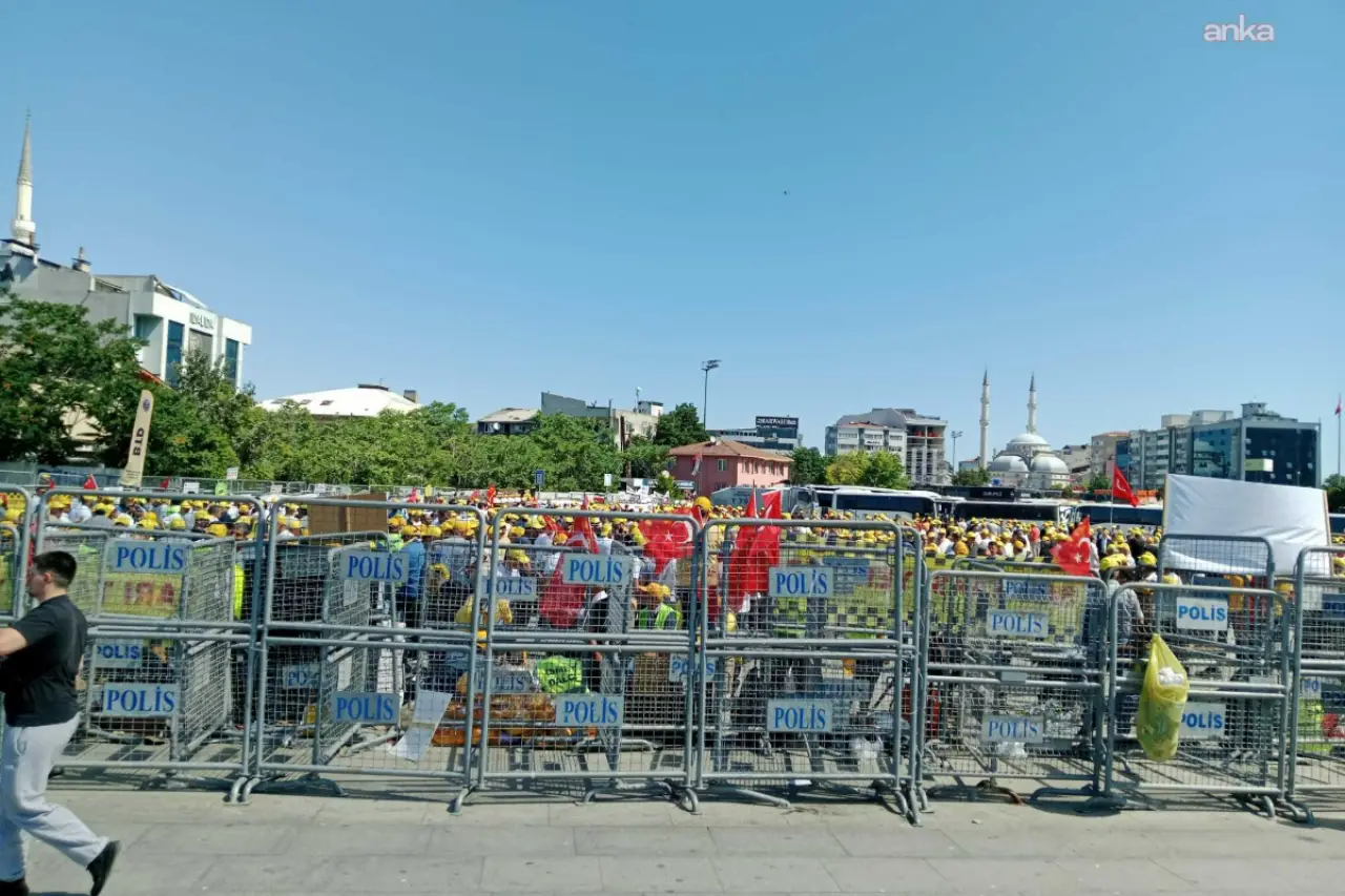 Martı TAG davası öncesi Çağlayan'da yoğun güvenlik: Adliye çevresine TOMA'lar konuşlandırıldı