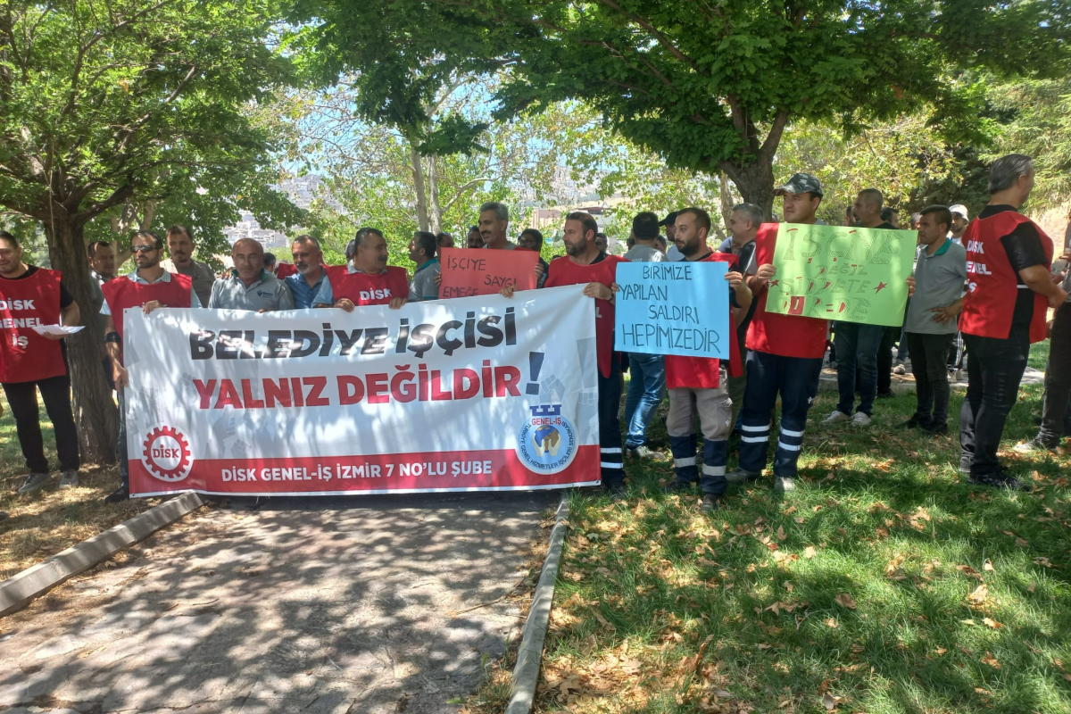Bornova'da belediye işçisine saldırıya tepki: 'Şiddet hiçbir gerekçeyle meşrulaştırılamaz'