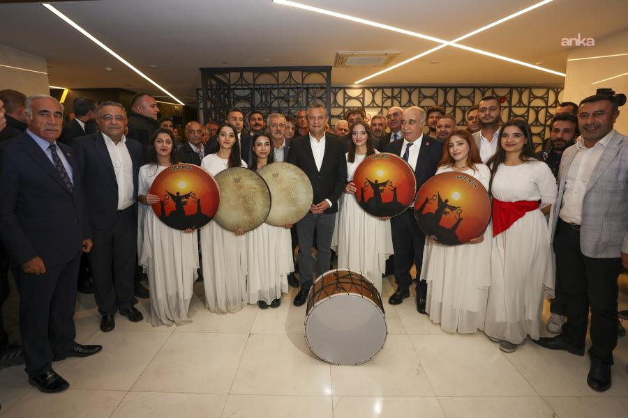 Özgür Özel'in saha çalışmaları programı: Bu hafta Diyarbakır ve Gaziantep'e gidiyor