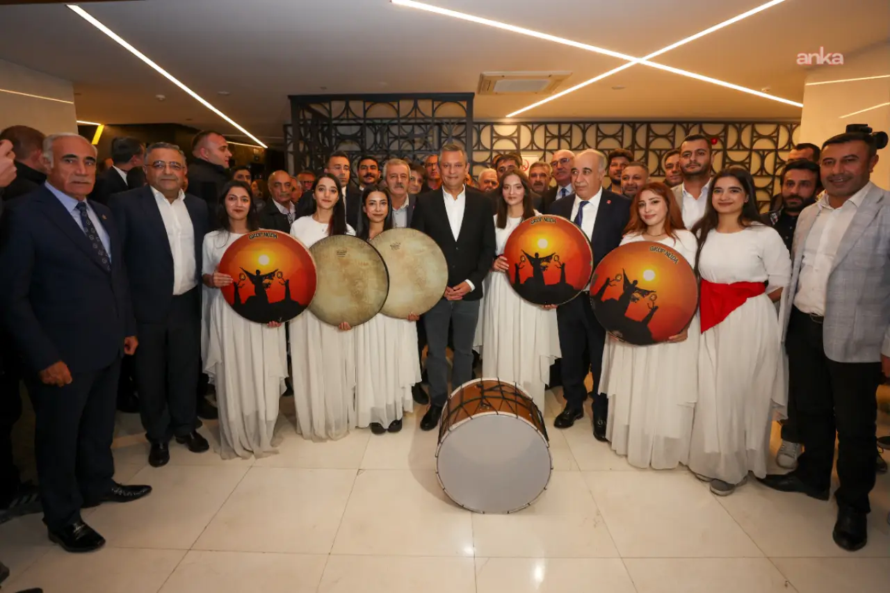 CHP Lideri Özgür Özel, Diyarbakır ve Gaziantep’e gidiyor