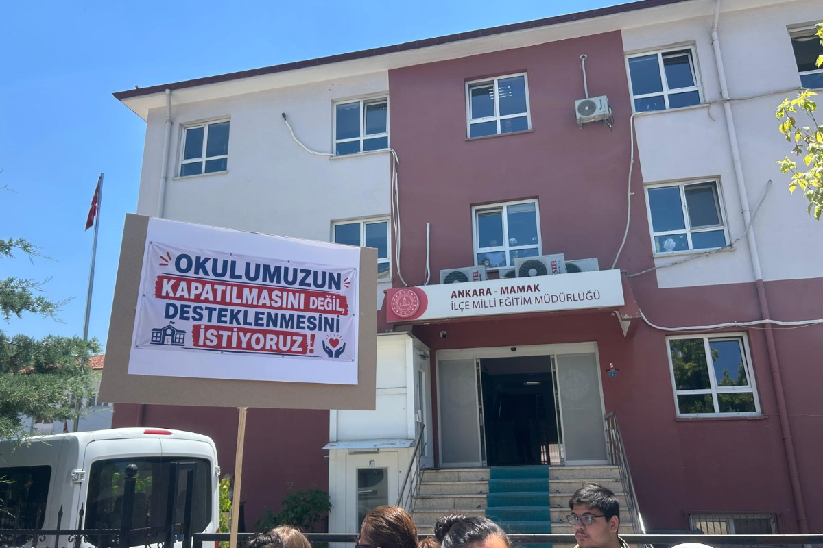 Sevda Karaca Mamak İlkokulunu Meclise taşıdı: Menzil Tarikatı'na tahsis mi edilecek?