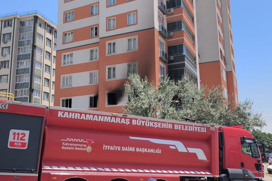 Maraş'ta apartmanda yangın: 3 kişi hayatını kaybetti