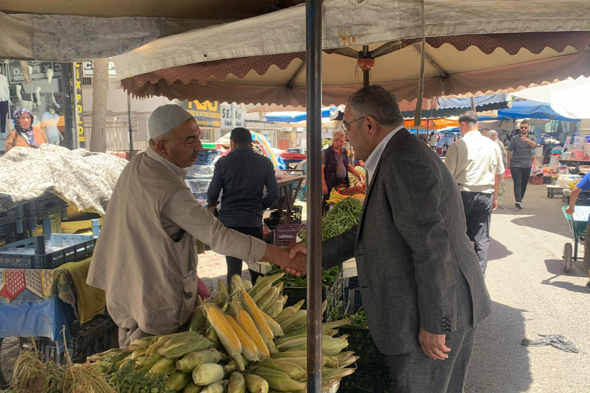 Sezgin Tanrıkulu, Diyarbakır pazarından seslendi: 'İnsanlar çalışsa da geçinemiyor'