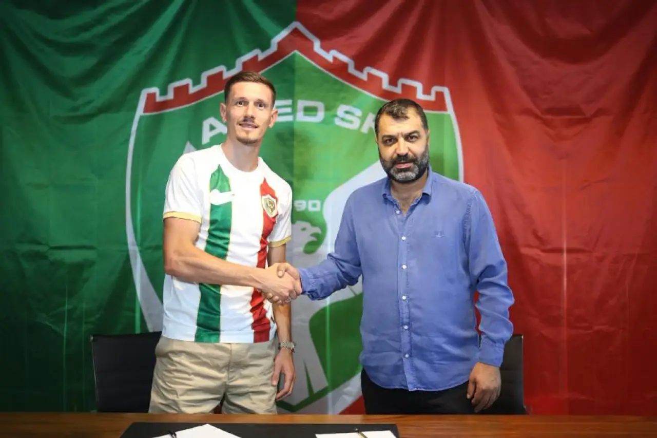 Amedspor, Ermal Krasniqi'yi kadrosuna kattı