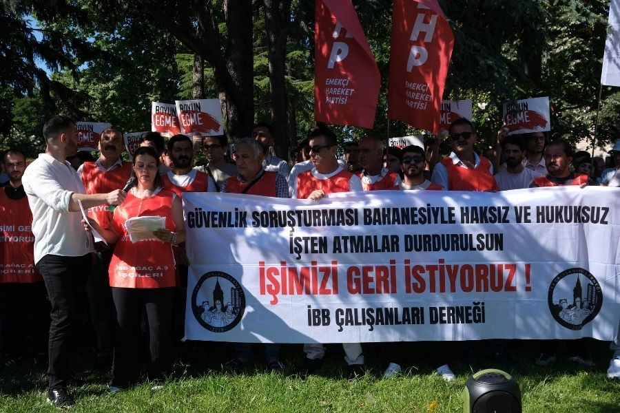 Ağaç A.Ş. işçisi kadınlar işlerini geri istiyor
