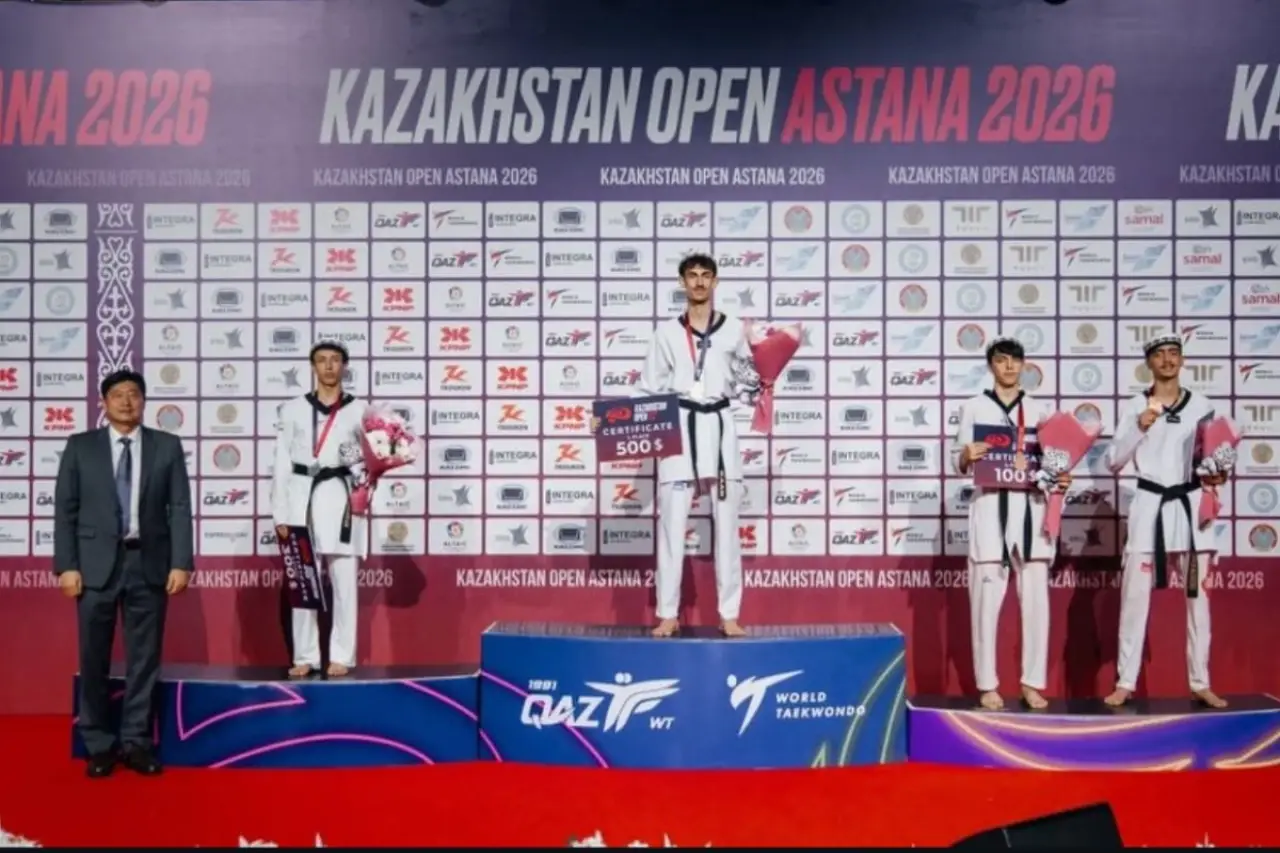 Kazakistan Açık Taekwondo Turnuvası: İzBB Spor Kulübü'nden 2 sporcu altın ve bronz madalya kazandı
