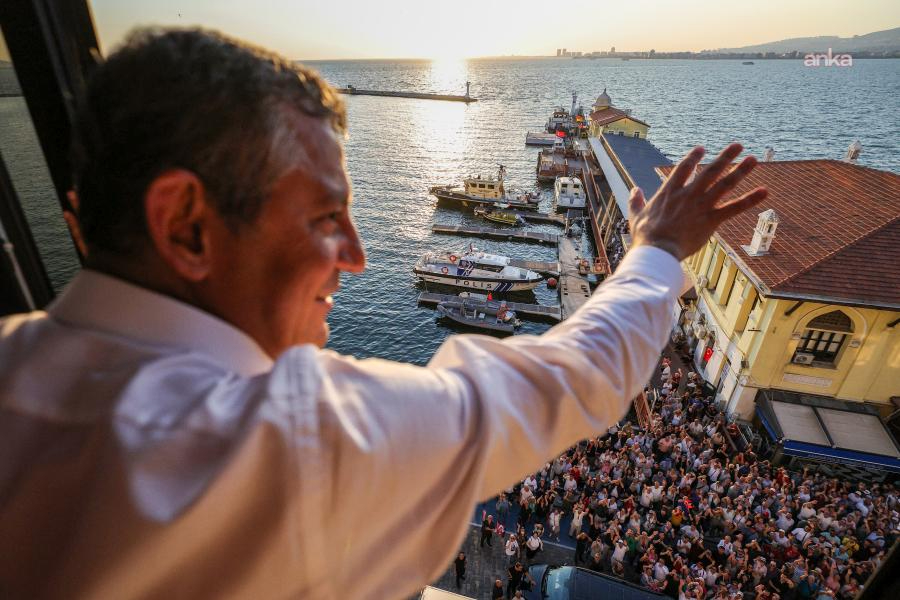 Özgür Özel'den Cemil Tugay açıklaması: Düşüncesine saygılıyım