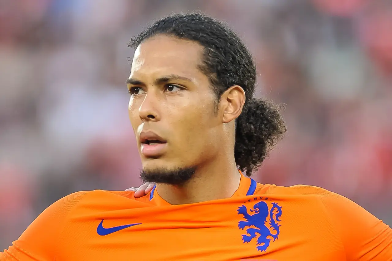 Virgil van Dijk için sürpriz transfer iddiası: Yeni adresi Milan mı?