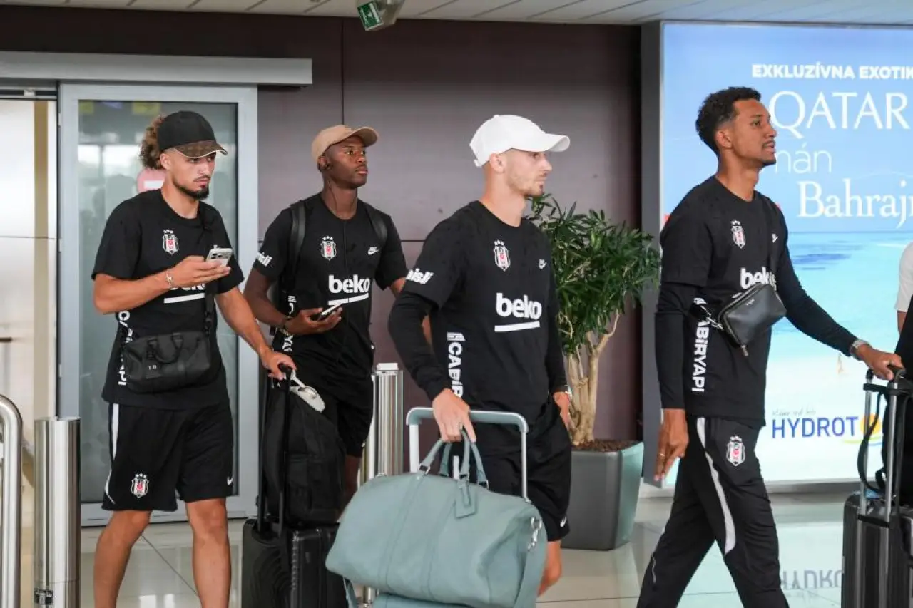 Beşiktaş, yurt dışı kampı için Slovakya'da: Yarın Gyirmot takımı ile karşılaşacak