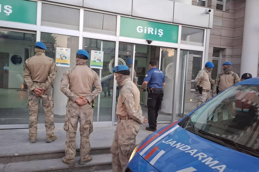 Kuşadası’nda kooperatif operasyonunda 3 tutuklama