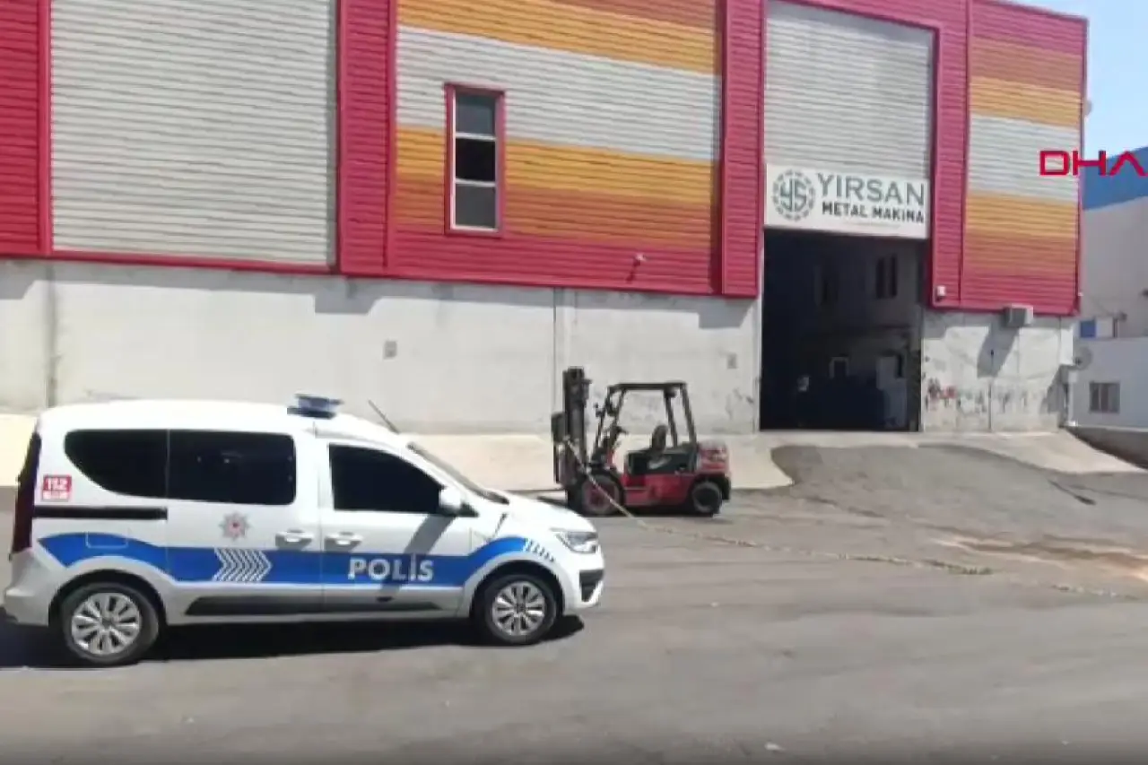 Antep'te iş cinayeti: Devrilen forkliftin sürücüsü hayatını kaybetti