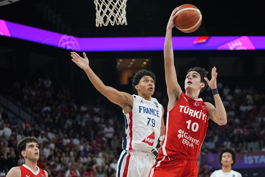 FIBA 17 Yaş Altı Dünya Kupası: Fransa’yı yenen Türkiye yarı finale yükseldi