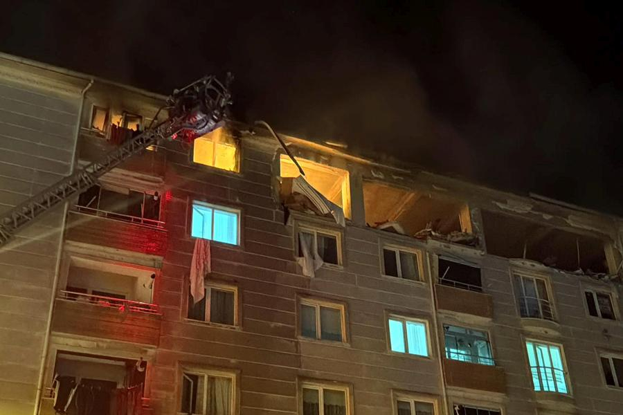 Tekirdağ'da apartman dairesinde patlama: 1 kişi hayatını kaybetti