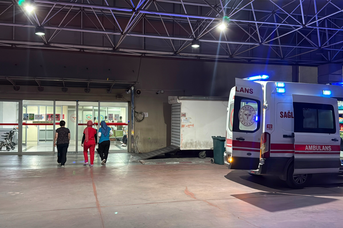 Manisa’da mevlit yemeği sonrası zehirlenme: Tavuklu pilav yiyen 19 kişi hastaneye başvurdu