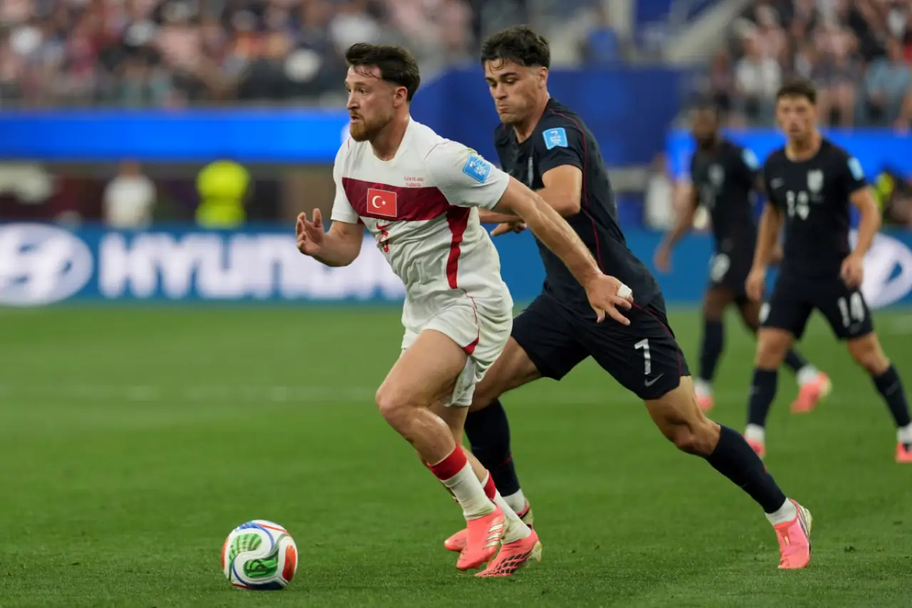 Beşiktaş, Salih Özcan transferini bitirdi