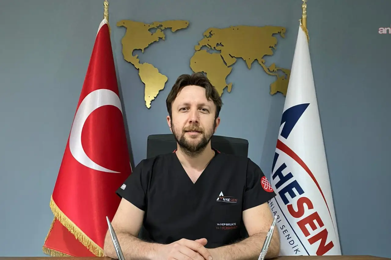 AHESEN Genel Başkanı Kandemir: Sağlık çalışanlarının hastalanması adeta lüks