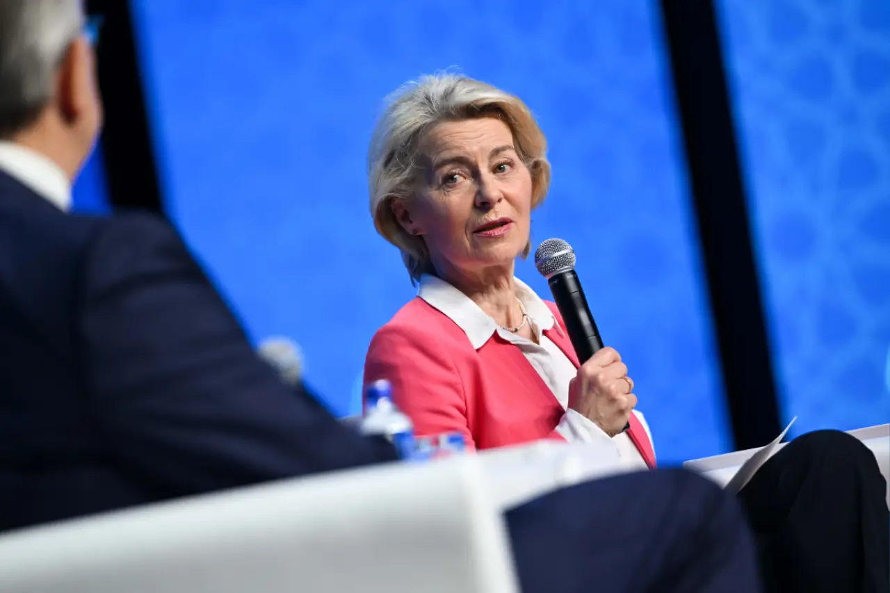 AB Komisyonu Başkanı von der Leyen NATO Zirvesi'nde konuştu: 'AB için en önemli konu NATO'nun belirlediği hedeflerle uyumlu hareket etmek'