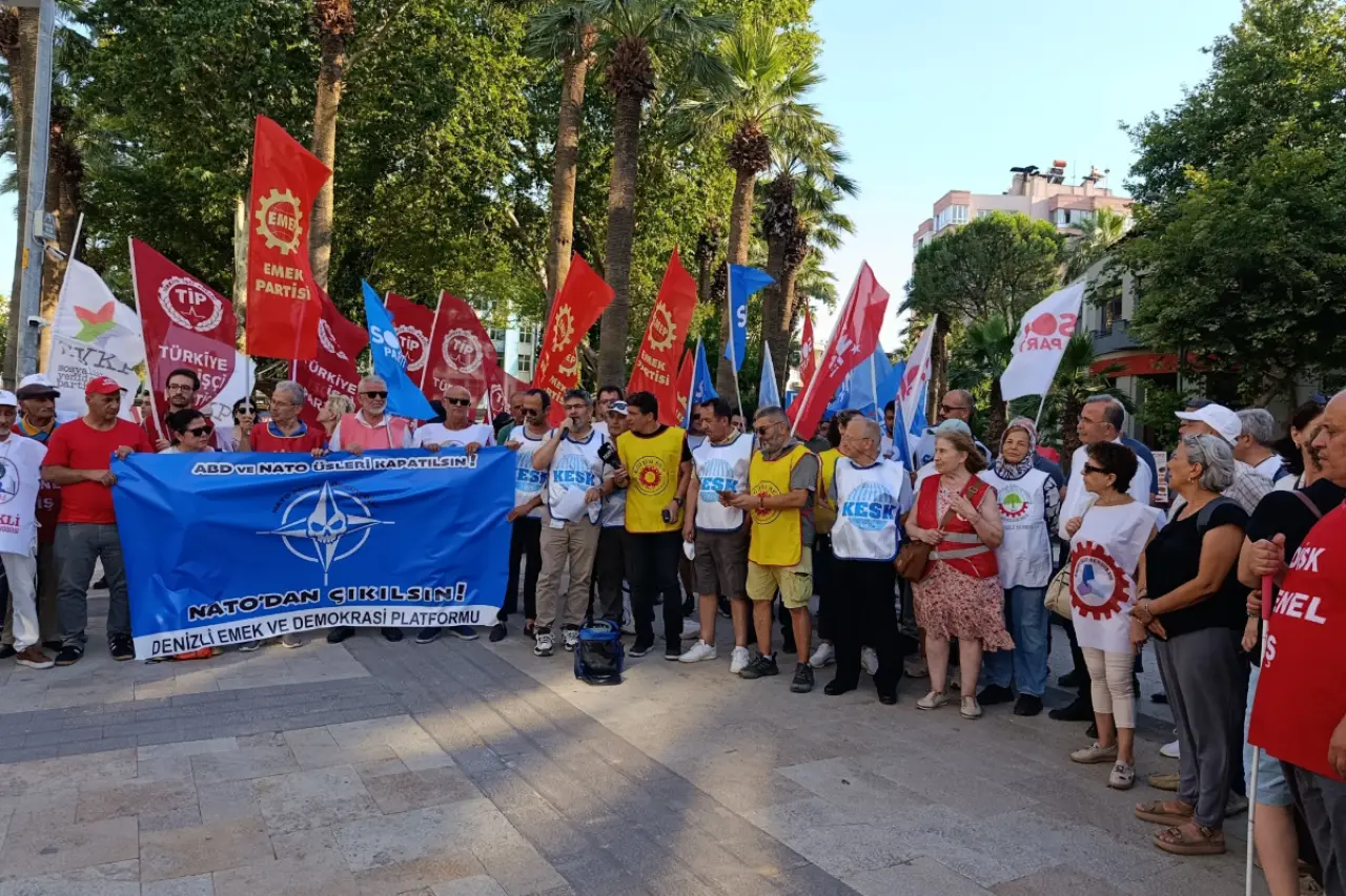 Denizli'de NATO protestosu: 'Savaş örgütü NATO'dan derhal çıkılmalıdır'