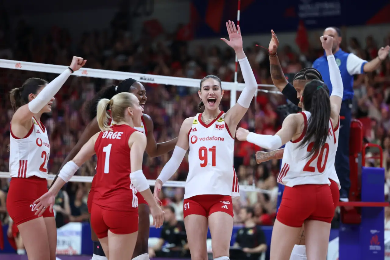 Türkiye A Milli Kadın Voleybol Takımı, Polonya'yı 3-1 mağlup etti