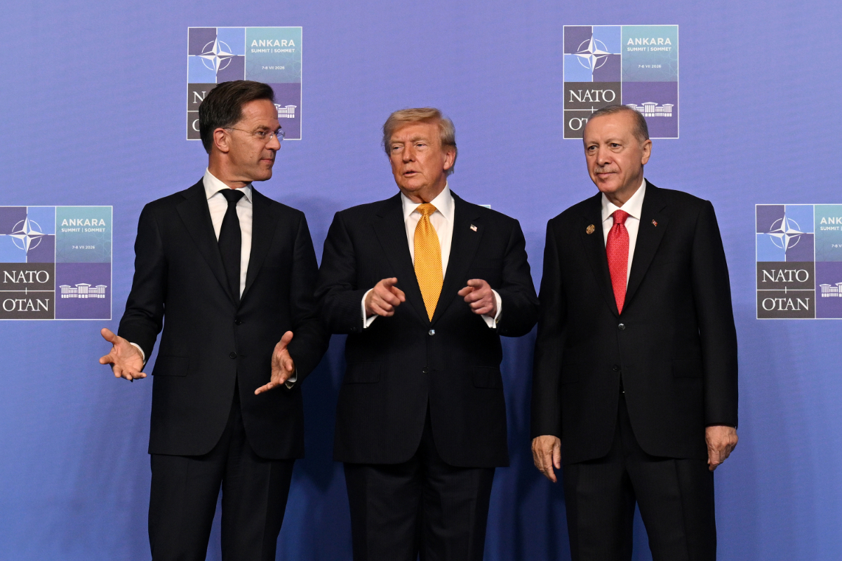 Trump: Erdoğan'ı seviyorum, kırmızı halı serdi, benim için savaşa girmedi