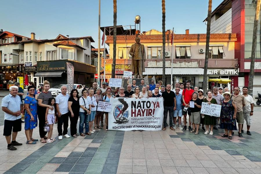 Köyceğiz'de NATO eylemi: Türkiye NATO'dan çıksın, NATO üsleri kapatılsın