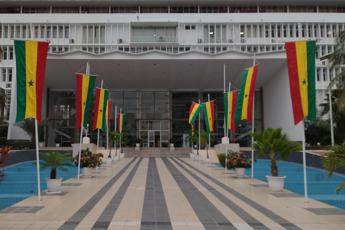 Senegal'de cumhurbaşkanı ile meclis arasında yetki krizi: Anayasa değişikliği teklifi iptal edildi