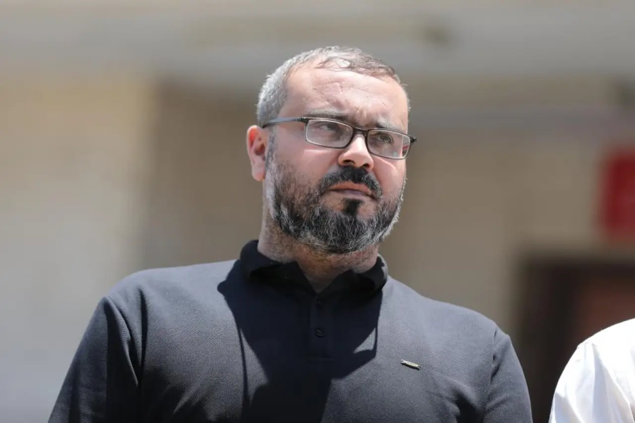 İsrail'den Hamas sözcüsü Kasım'a suikast girişimi: Aracına düzenlenen saldırıdan kurtuldu