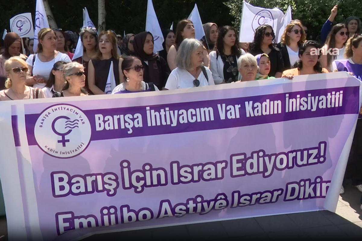 Barışa İhtiyacım Var Kadın İnisiyatifi: Demokratik siyasetin önünü açan bir yasa için ısrar ediyoruz