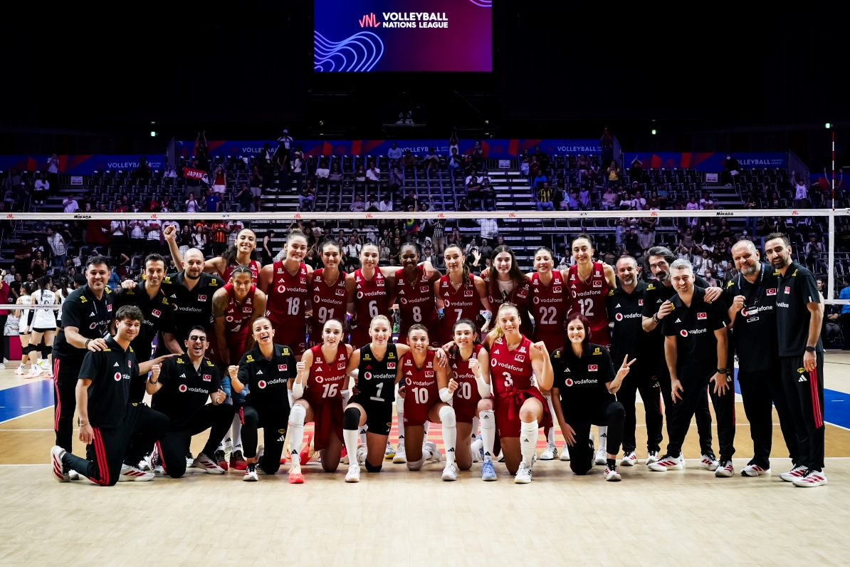 Tayland'ı mağlup eden Türkiye Kadın Voleybol Takımı grup etabını 4'üncü tamamladı