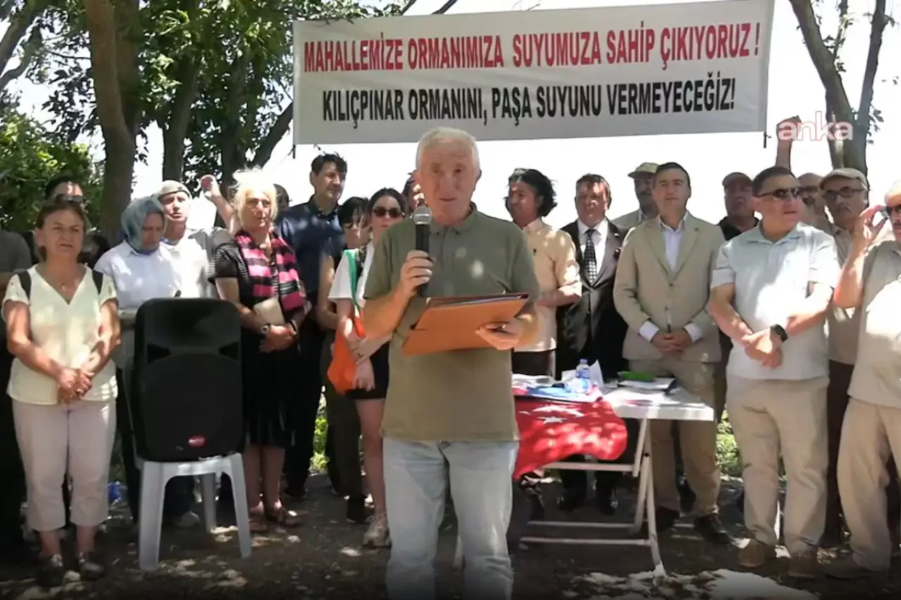 Sarıyerliler Kılıçpınar Ormanı'nda yapılaşmaya karşı: 'Bu ağaçların tek bir dalına dokunmak, nefes hakkına el koymaktır'