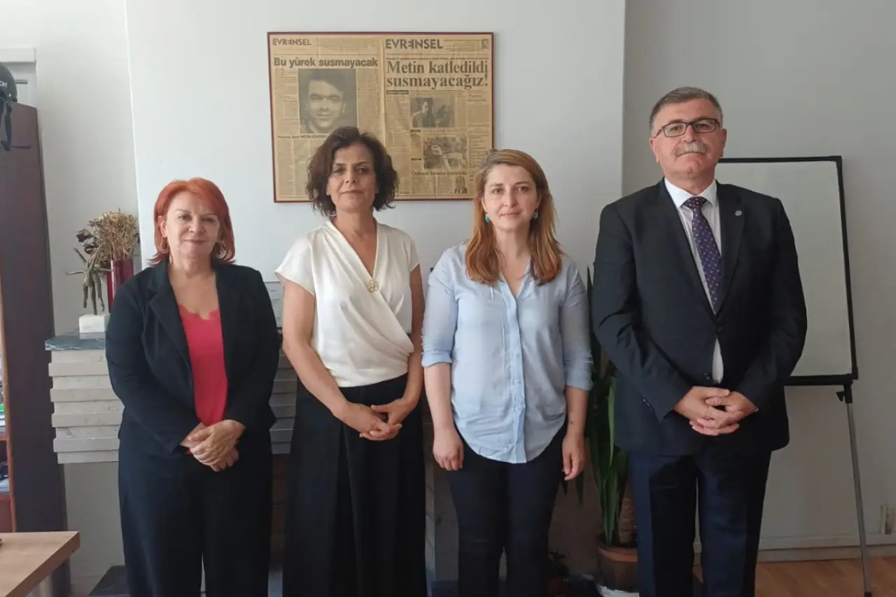 KESK’ten bir günlük nöbet eylemi: 'İhraç edilen tüm kamu emekçileri görevlerine iade edilsin'