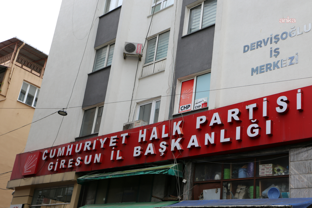 CHP Giresun'da İl Kadın Kolları yönetimi de görevden alındı