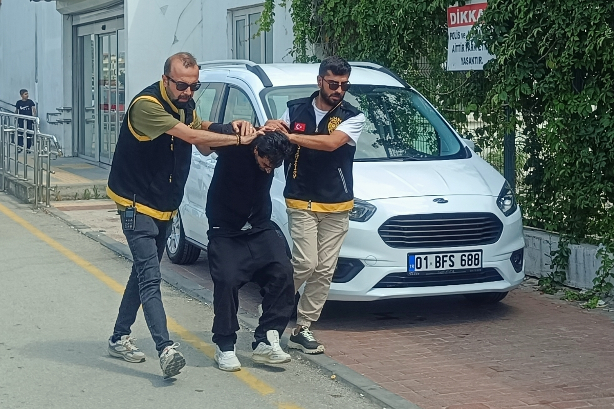 Adana'da evli olduğu kadını çekiç ve bıçakla ağır yaralayan fail tutuklandı