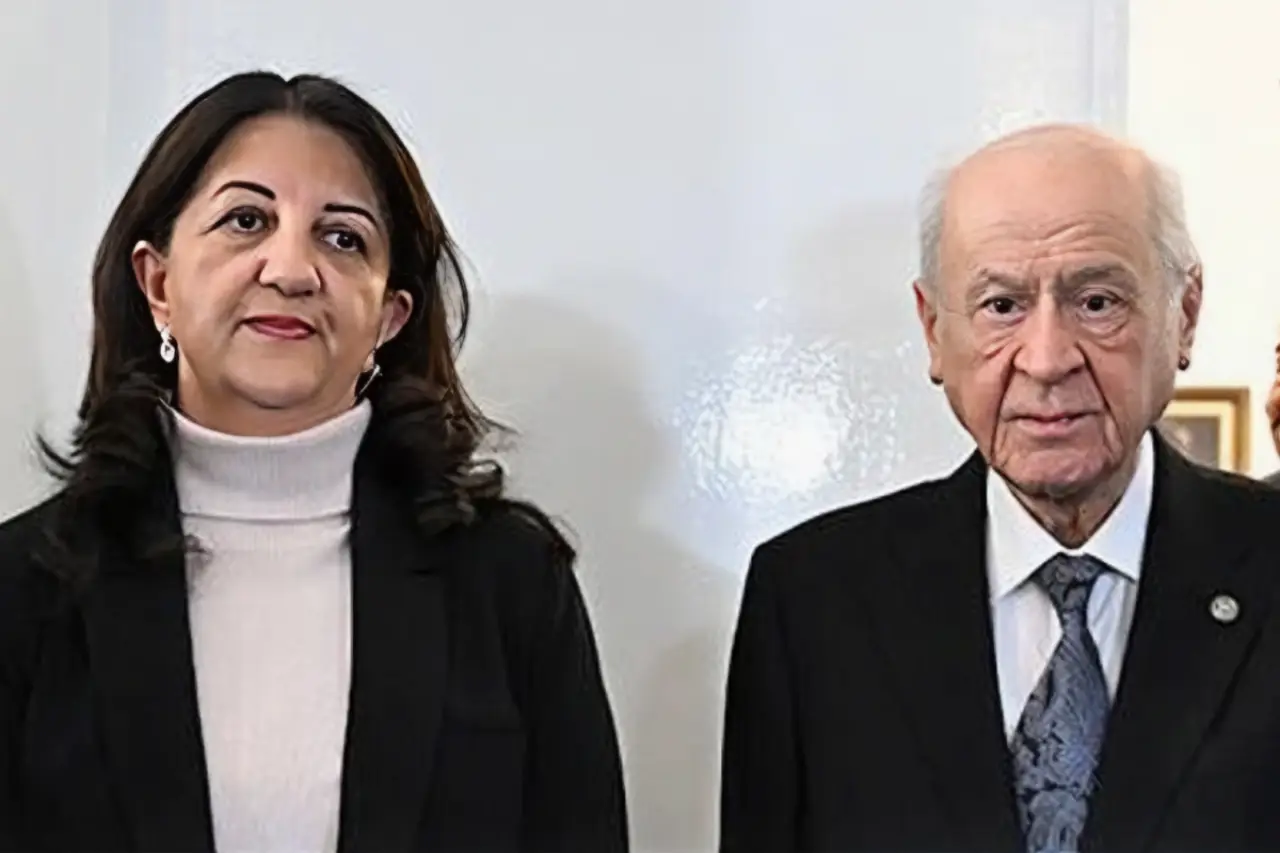 İmralı Heyeti üyelerinden Bahçeli’ye sürpriz ziyaret