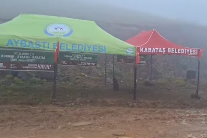 Perşembe Yaylası'nda maden sondajına karşı nöbet: Çevrecilerin yolunda polis kontrolü