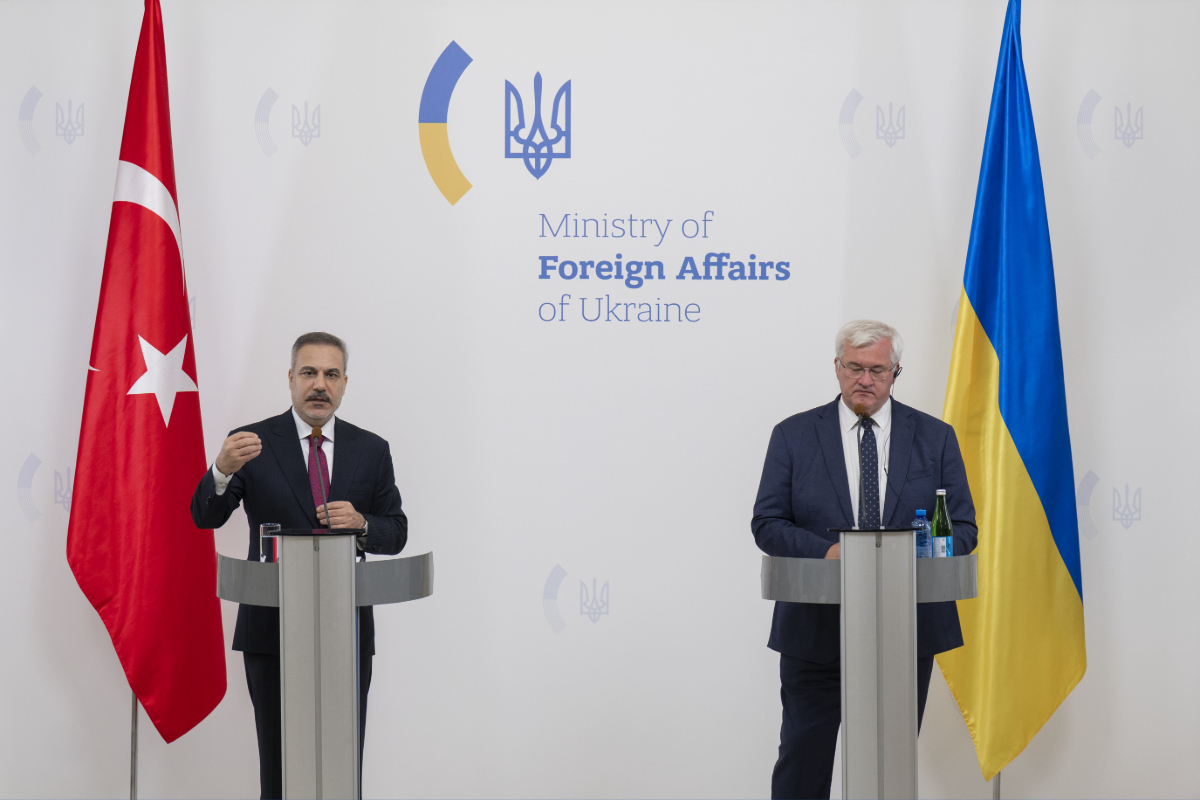 Ukrayna Dışişleri Bakanı: Zelenski-Putin görüşmesi Türkiye'de yapılabilir